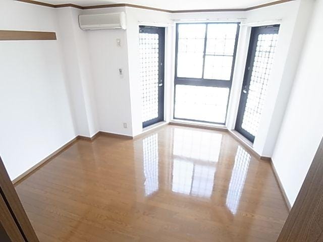  近鉄御所線/忍海駅 徒歩4分 1階 築22年