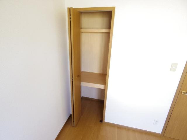  近鉄御所線/近鉄新庄駅 徒歩17分 1階 築22年