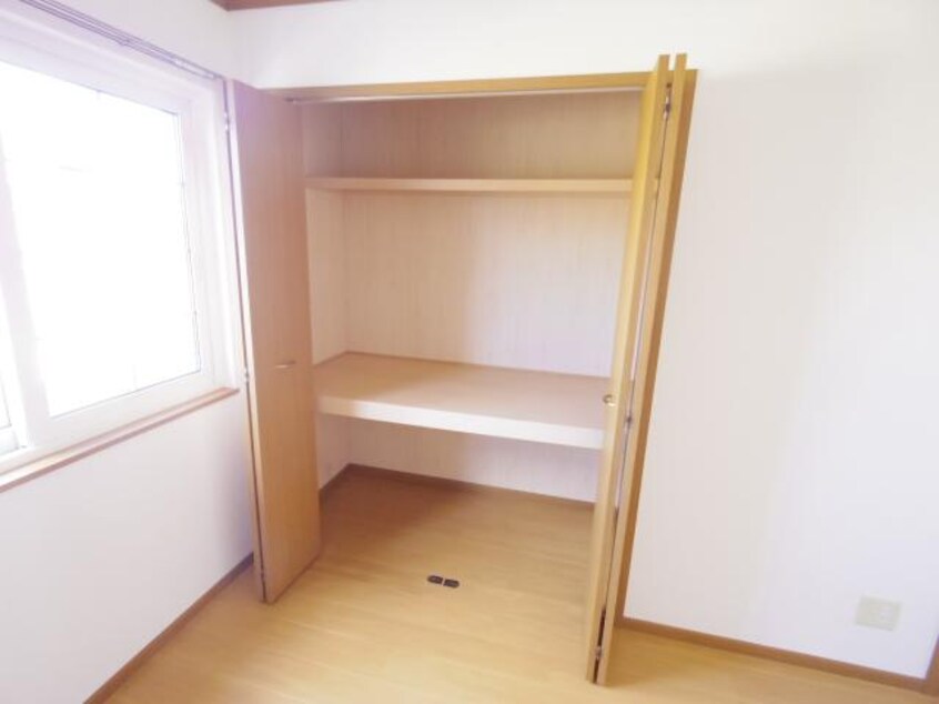  近鉄御所線/近鉄新庄駅 徒歩17分 1階 築22年