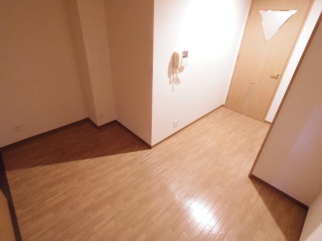  近鉄南大阪線/高田市駅 徒歩7分 1階 築21年