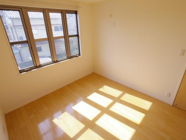  近鉄南大阪線/高田市駅 徒歩5分 2階 築20年