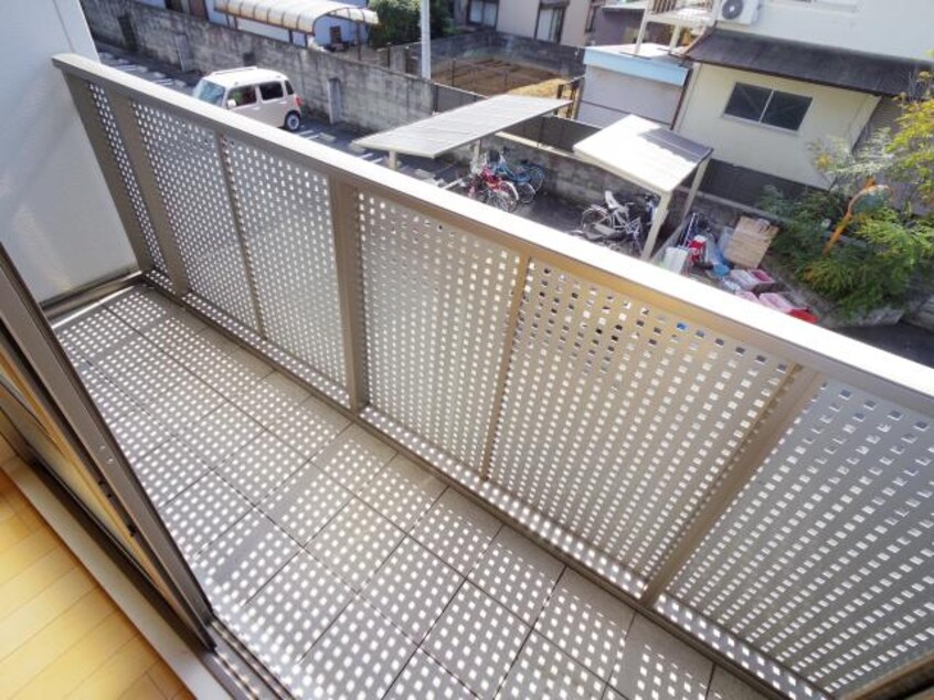  近鉄南大阪線/高田市駅 徒歩5分 2階 築20年