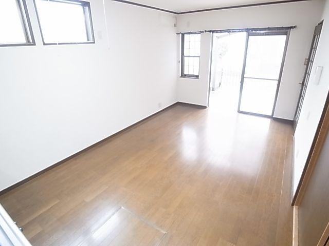  近鉄御所線/近鉄御所駅 徒歩12分 1-2階 築27年