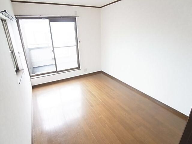  近鉄御所線/近鉄御所駅 徒歩12分 1-2階 築27年