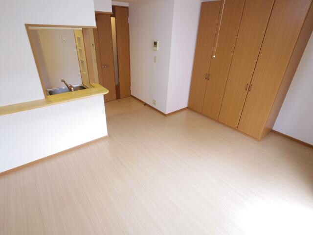  近鉄南大阪線/高田市駅 徒歩18分 1階 築18年