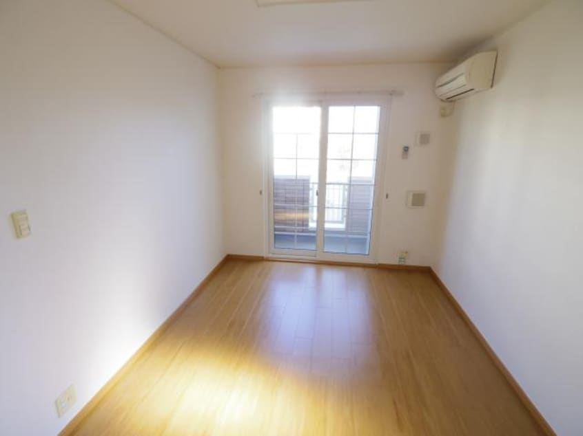  近鉄南大阪線/高田市駅 徒歩15分 1階 築18年