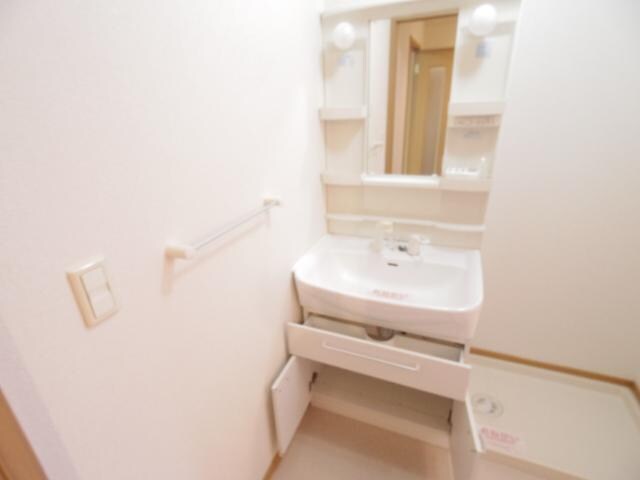  近鉄南大阪線/高田市駅 徒歩15分 1階 築18年