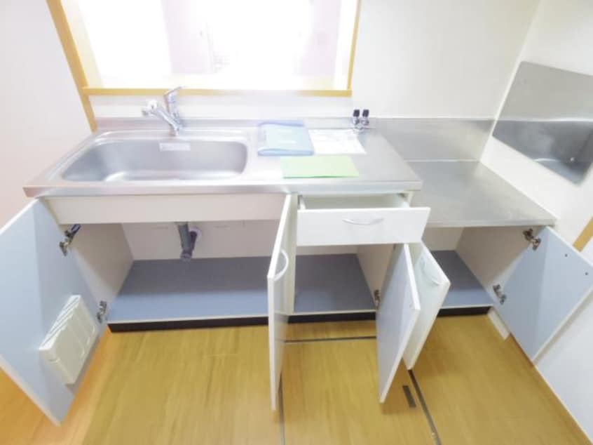  近鉄南大阪線/高田市駅 徒歩15分 1階 築18年