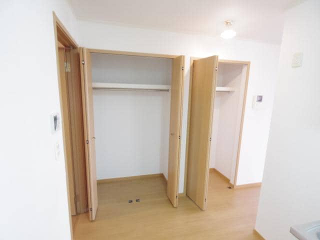  近鉄南大阪線/高田市駅 徒歩15分 1階 築18年