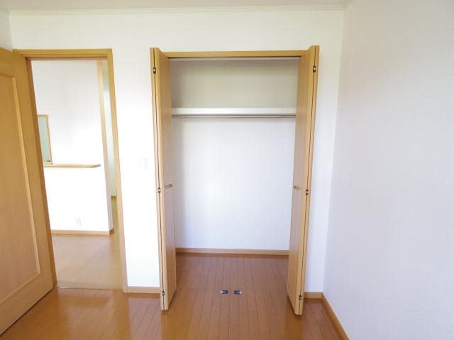  近鉄南大阪線/高田市駅 徒歩15分 1階 築18年