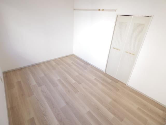  近鉄御所線/近鉄新庄駅 徒歩12分 1階 築34年