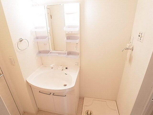  近鉄大阪線（近畿）/大和高田駅 徒歩17分 1階 築18年