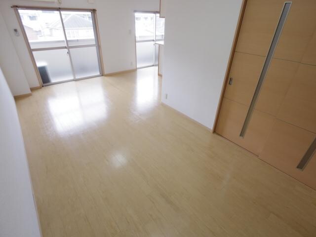  近鉄南大阪線/高田市駅 徒歩6分 3階 築17年