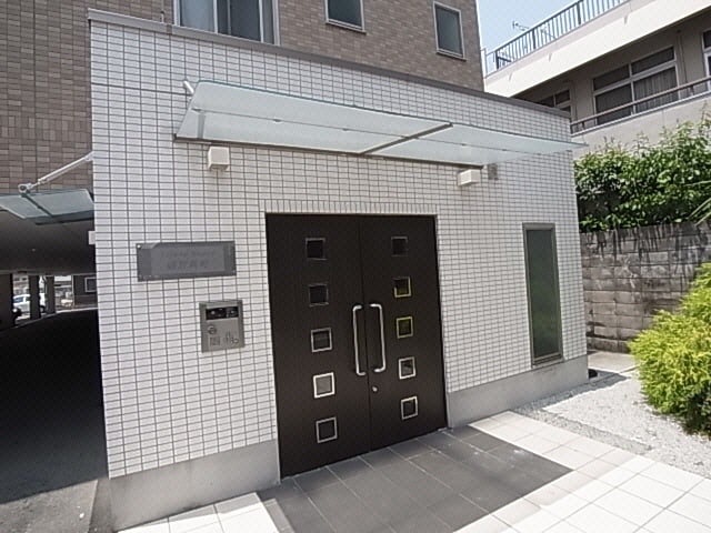  近鉄南大阪線/高田市駅 徒歩6分 3階 築17年