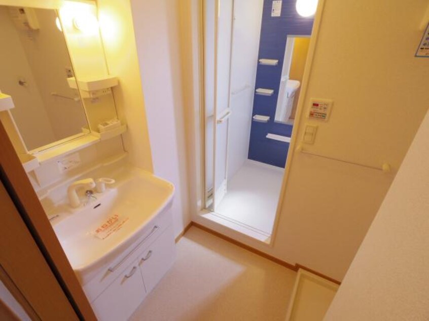  近鉄御所線/近鉄御所駅 徒歩5分 1階 築18年