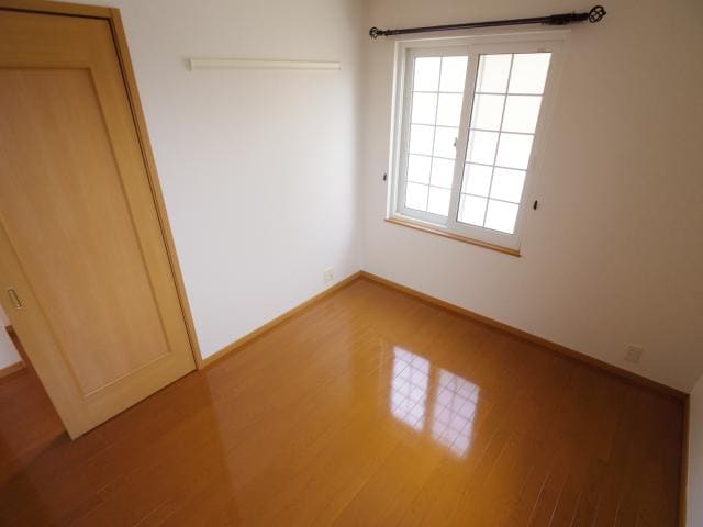  近鉄御所線/近鉄御所駅 徒歩5分 1階 築18年