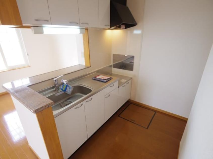  近鉄御所線/近鉄御所駅 徒歩5分 1階 築18年