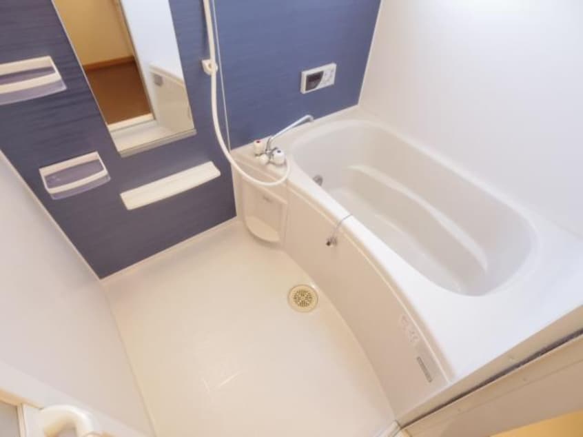  近鉄南大阪線/高田市駅 徒歩15分 1階 築17年