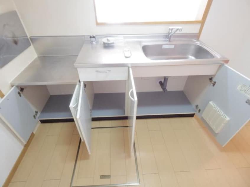  近鉄南大阪線/高田市駅 徒歩15分 1階 築17年