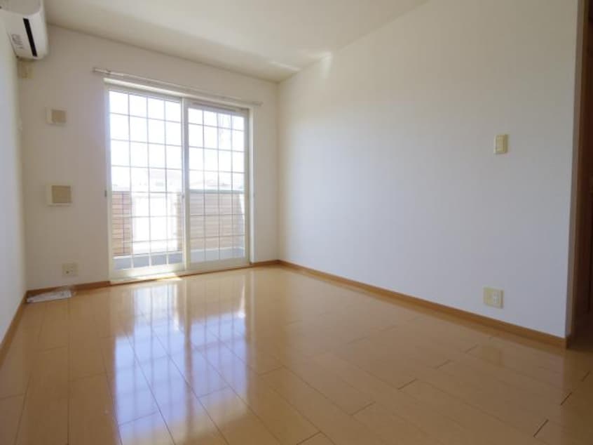  近鉄南大阪線/高田市駅 徒歩15分 1階 築17年