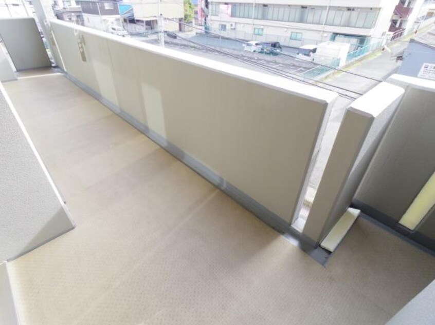  近鉄南大阪線/高田市駅 徒歩3分 2階 築16年