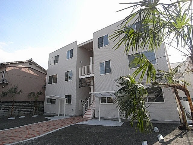  近鉄南大阪線/高田市駅 徒歩4分 3階 築15年