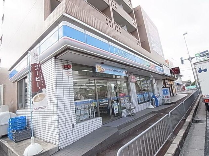 ローソン大和高田三倉堂店(コンビニ)まで830m 近鉄南大阪線/高田市駅 徒歩4分 3階 築15年