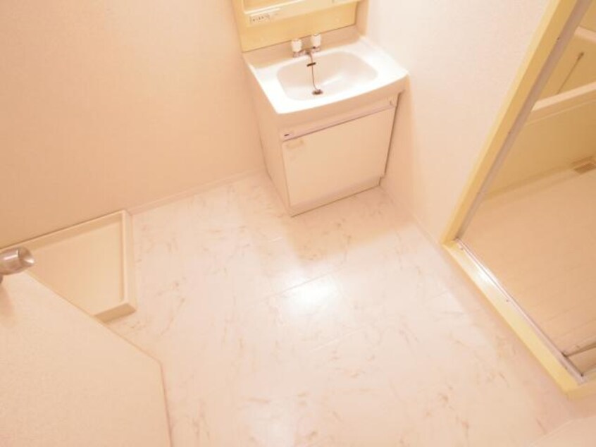  近鉄南大阪線/高田市駅 徒歩6分 2階 築35年