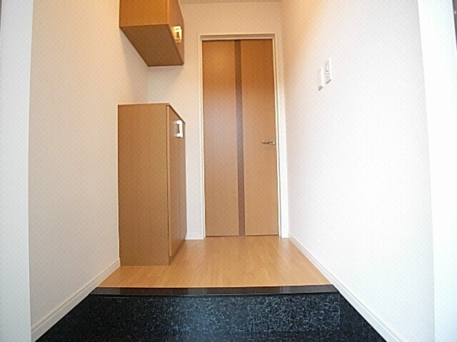  近鉄田原本線/箸尾駅 徒歩15分 1階 築13年