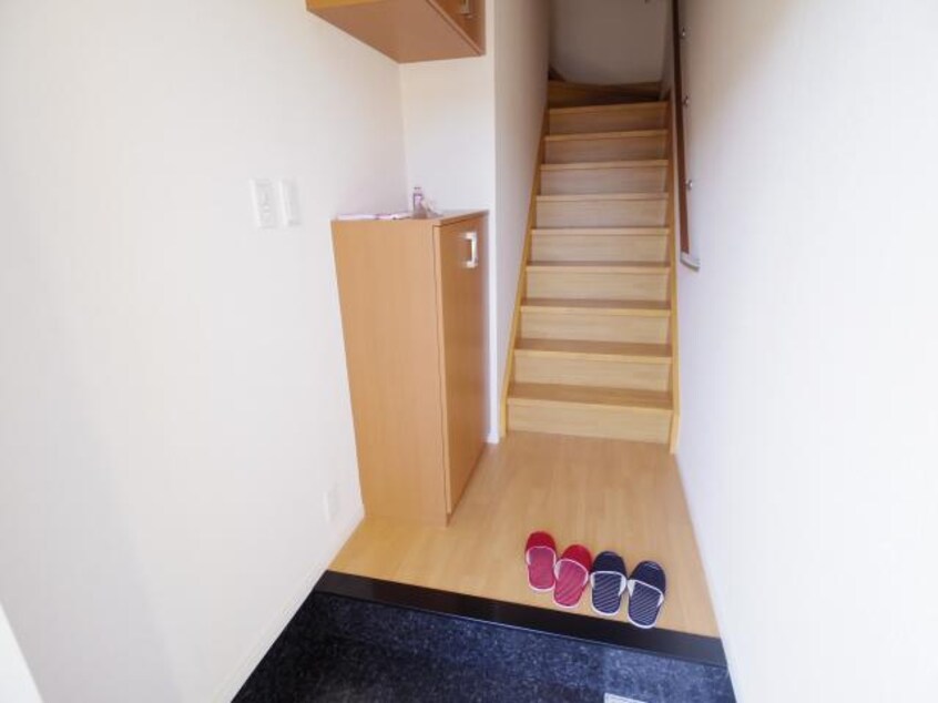  近鉄田原本線/箸尾駅 徒歩15分 2階 築13年