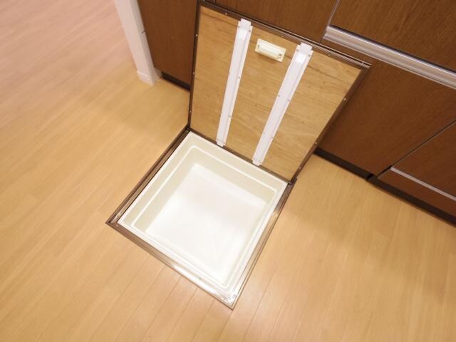  和歌山線/北宇智駅 徒歩5分 1階 築12年