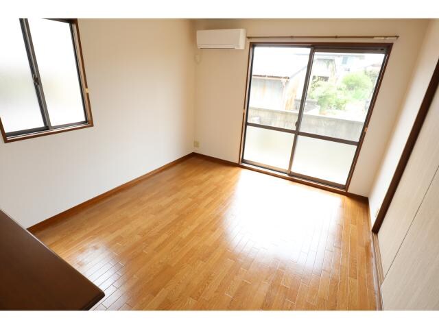  近鉄大阪線（近畿）/大和高田駅 バス20分広陵中下車:停歩5分 1階 築25年