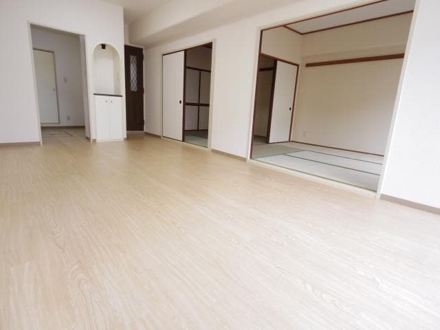  近鉄南大阪線/尺土駅 徒歩9分 1階 築37年