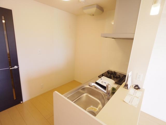  近鉄大阪線（近畿）/築山駅 バス7分赤部下車:停歩2分 2階 築11年