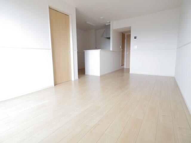  近鉄御所線/近鉄新庄駅 徒歩15分 2階 築5年