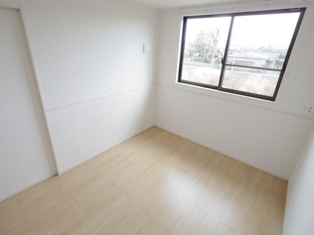  近鉄御所線/近鉄新庄駅 徒歩15分 2階 築5年