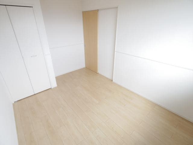  近鉄御所線/近鉄新庄駅 徒歩15分 2階 築5年