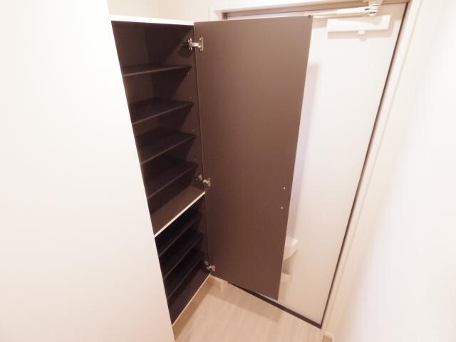  近鉄田原本線/箸尾駅 徒歩11分 2階 築5年