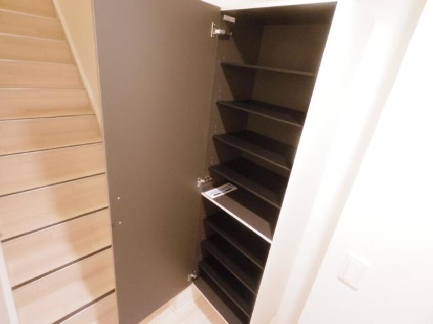  近鉄南大阪線/高田市駅 徒歩9分 2階 築2年