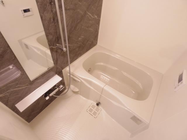  近鉄南大阪線/高田市駅 徒歩6分 2階 築2年