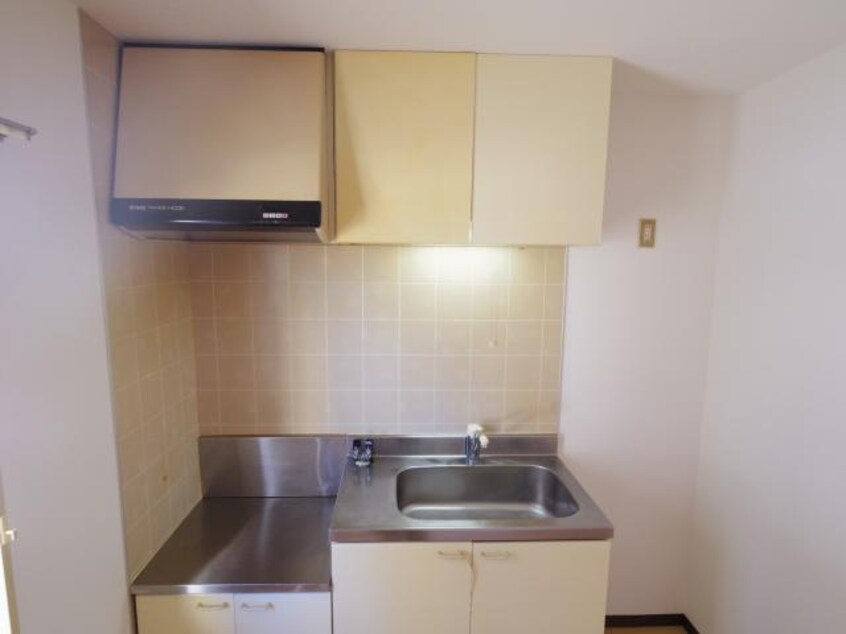  近鉄南大阪線/橿原神宮前駅 徒歩8分 1階 築35年