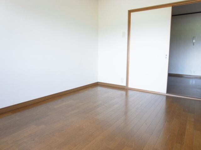  近鉄橿原線/新ノ口駅 徒歩15分 3階 築28年