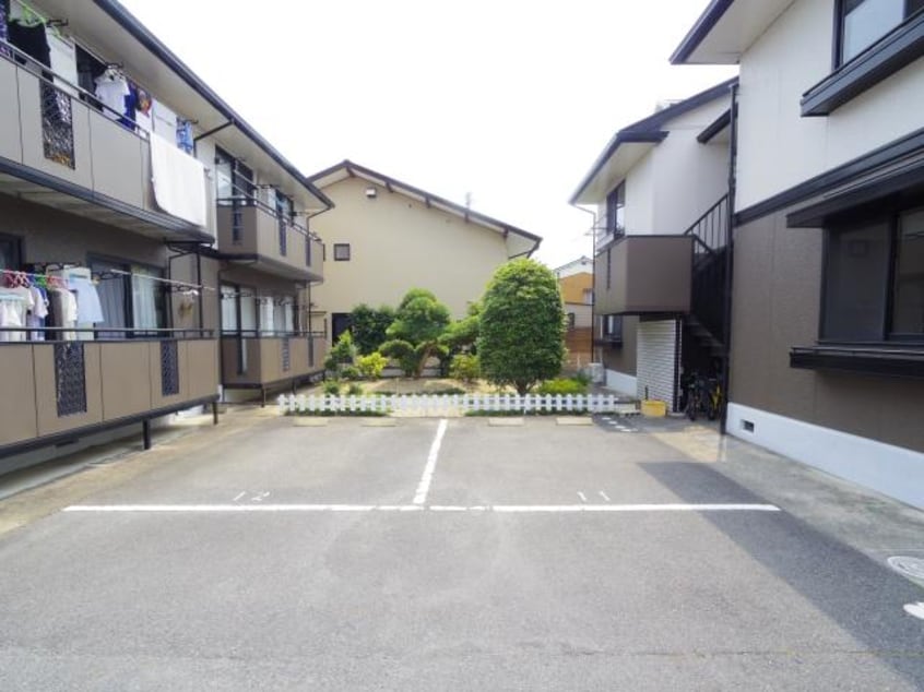  近鉄橿原線/新ノ口駅 徒歩10分 2階 築31年