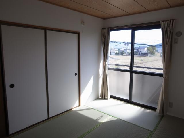  近鉄橿原線/新ノ口駅 徒歩10分 2階 築32年