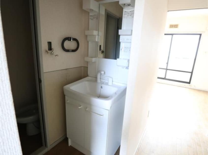  近鉄橿原線/新ノ口駅 徒歩7分 2階 築31年