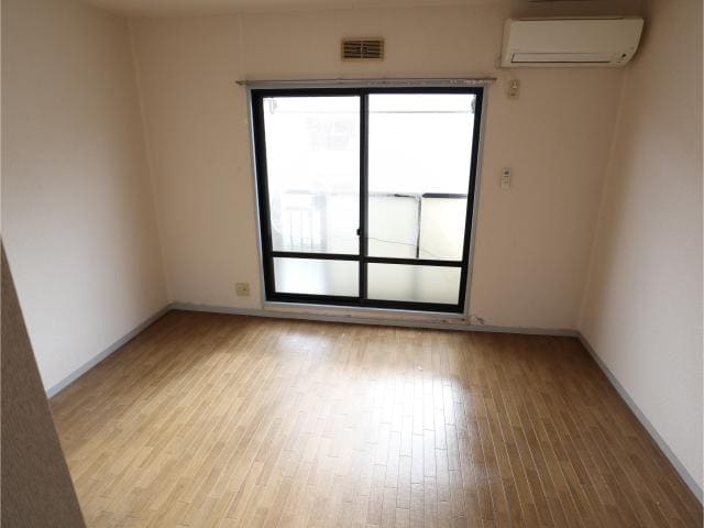  近鉄橿原線/新ノ口駅 徒歩7分 2階 築31年