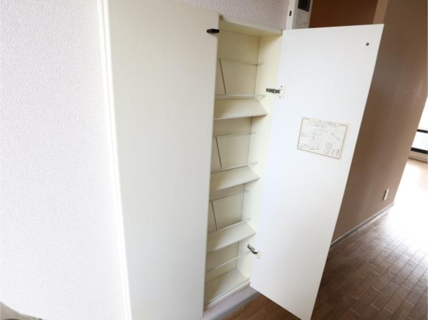  近鉄橿原線/新ノ口駅 徒歩7分 2階 築31年