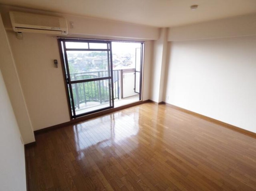  近鉄橿原線/新ノ口駅 徒歩1分 4階 築26年