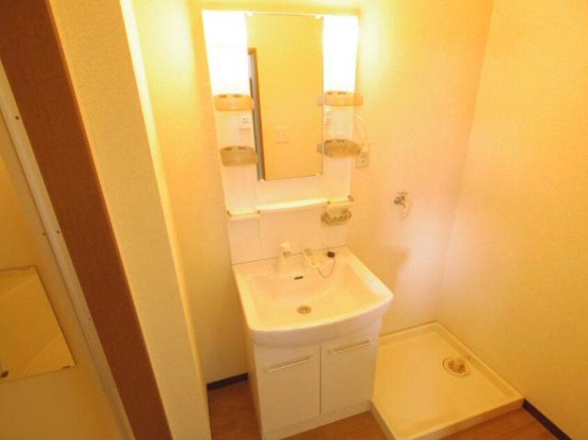  近鉄橿原線/田原本駅 徒歩8分 1階 築27年