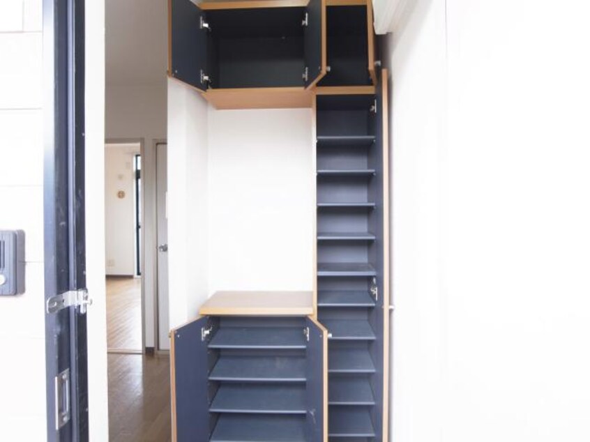  近鉄南大阪線/坊城駅 徒歩3分 2階 築26年